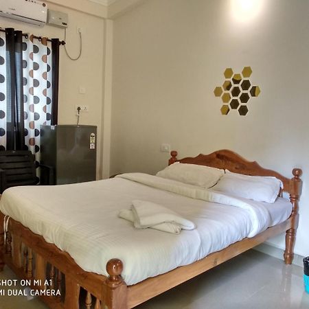 Candolim Beach Place Esterno foto