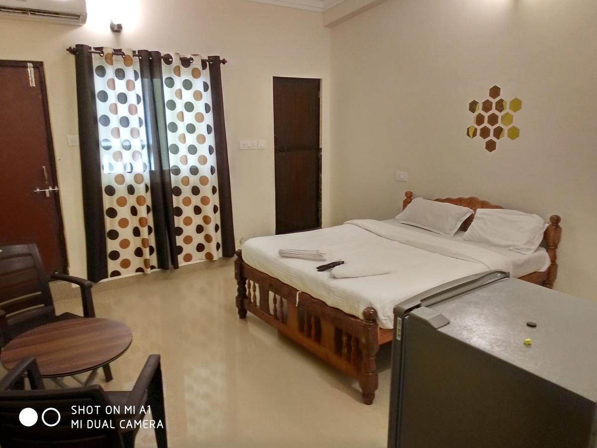 Candolim Beach Place Esterno foto
