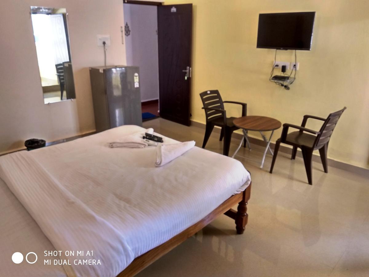 Candolim Beach Place Esterno foto