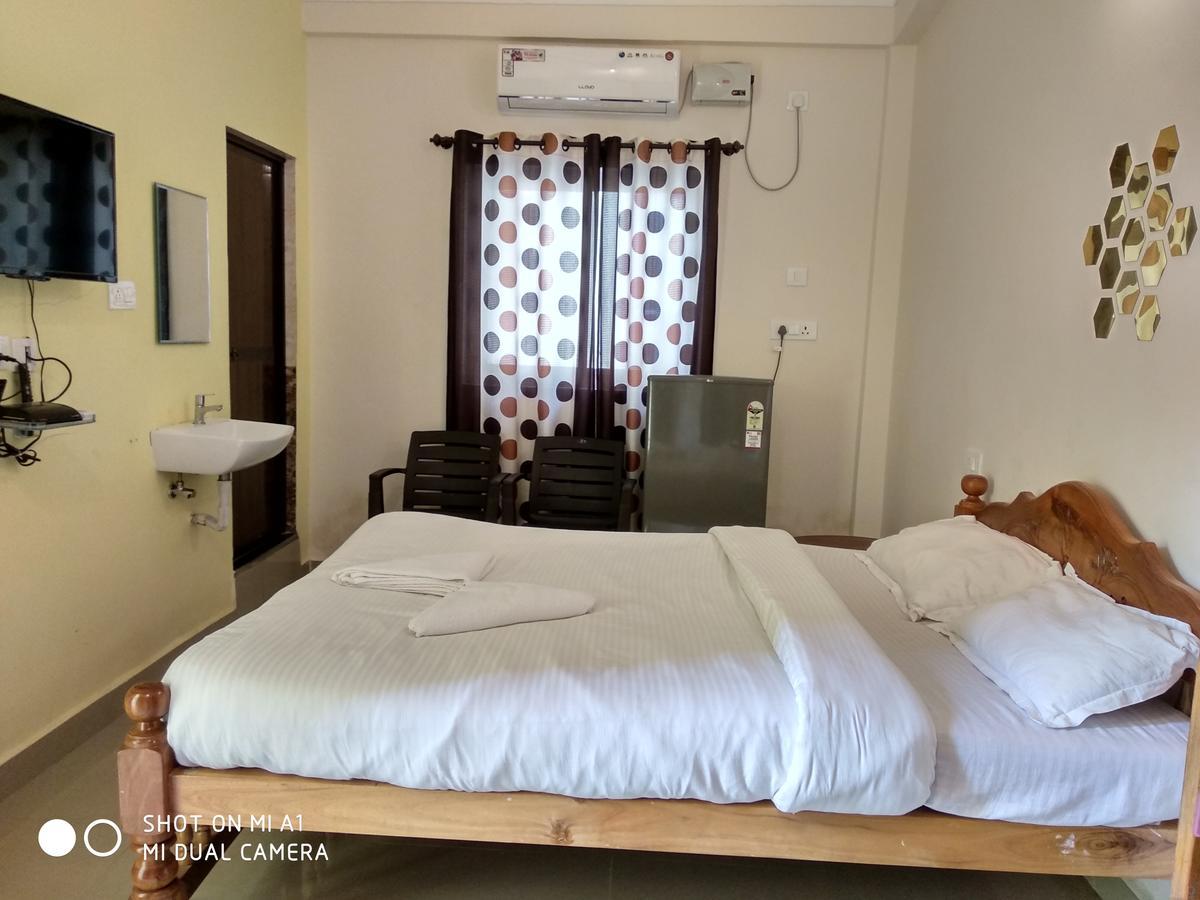 Candolim Beach Place Esterno foto