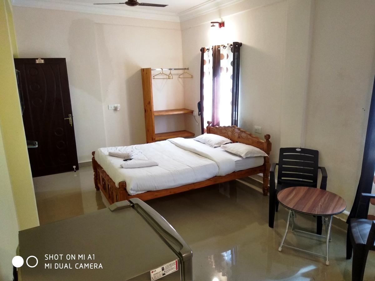 Candolim Beach Place Esterno foto